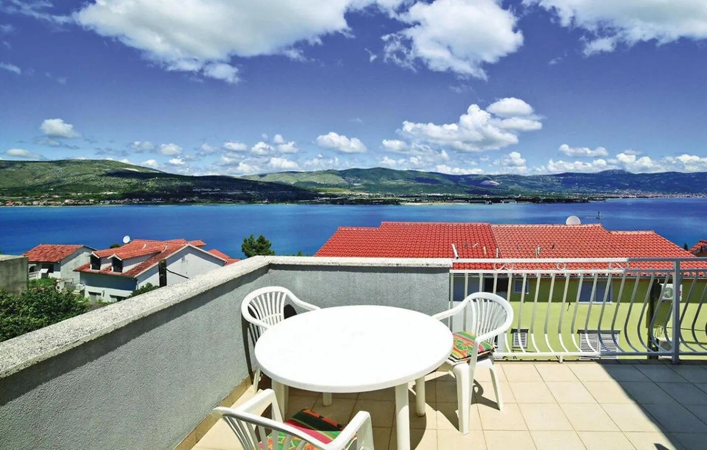 Apartments Hazi 1 Trogir 0*,